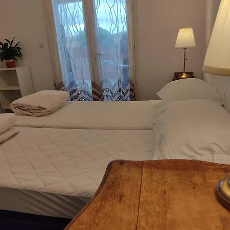 Grande Maison Avec Vue Sur Le