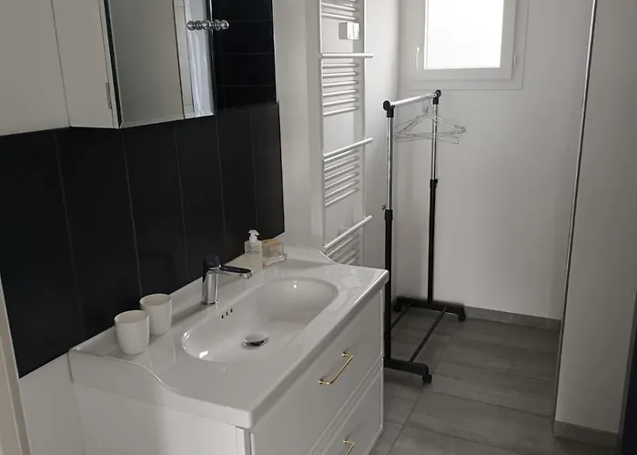 Grande Maison Avec Vue Sur Le 아파트 *