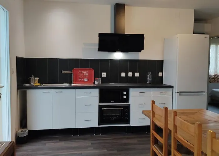 Grande Maison Avec Vue Sur Le Saramon