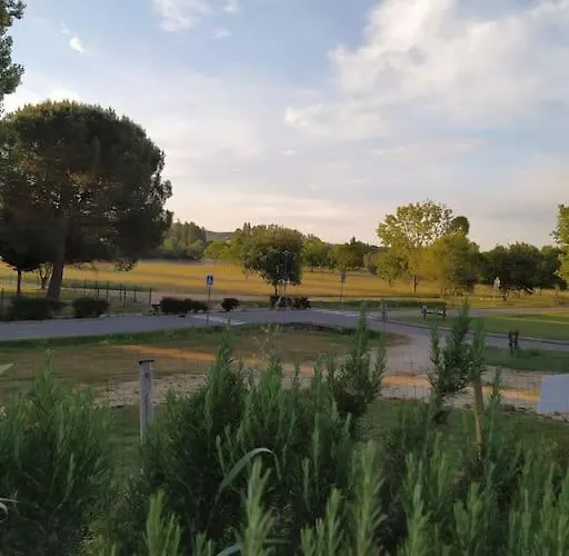 Grande Maison Avec Vue Sur Le Saramon